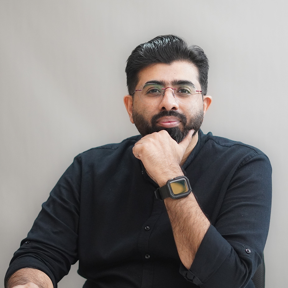 Waseem Anwar — Business Direction & Communication Strategist